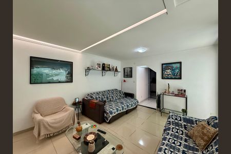 Casa para alugar com 148m², 3 quartos e 2 vagasSala 