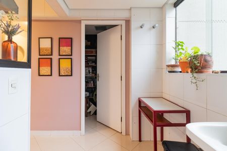 Apartamento à venda com 130m², 2 quartos e 2 vagasDeposito