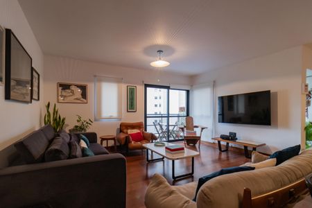 Apartamento à venda com 130m², 2 quartos e 2 vagasSala