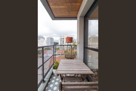 Apartamento à venda com 130m², 2 quartos e 2 vagasVaranda