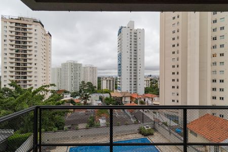 Apartamento à venda com 130m², 2 quartos e 2 vagasVaranda