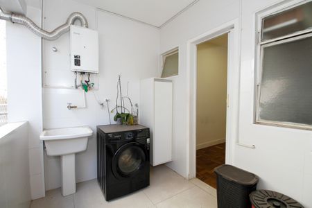 Apartamento para alugar com 120m², 3 quartos e 1 vagaÁrea de Serviço