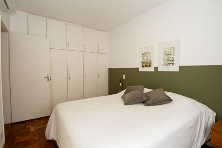 Apartamento para alugar com 120m², 3 quartos e 1 vagaSuíte