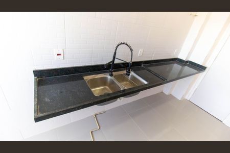 Apartamento à venda com 81m², 4 quartos e sem vaga