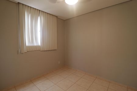 Quarto 2 de apartamento para alugar com 2 quartos, 48m² em Residencial Greenville, Ribeirão Preto