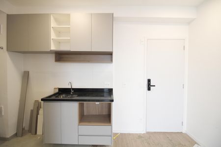Apartamento para alugar com 35m², 2 quartos e sem vaga Apartamento para alugar com 35m², 2 quartos e sem vagaCozinha e Área de Serviço