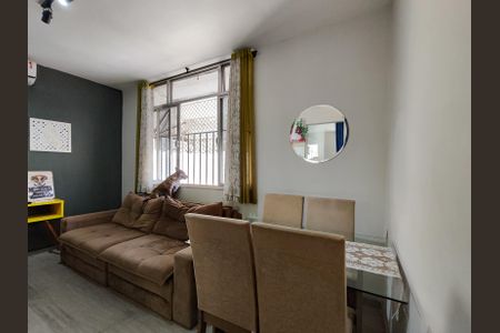 Sala de apartamento à venda com 2 quartos, 50m² em Vila Isabel, Rio de Janeiro