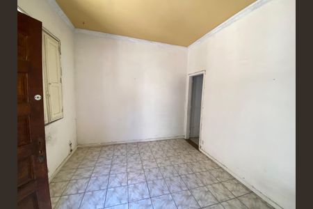 Casa à venda com 70m², 2 quartos e 1 vagaSala