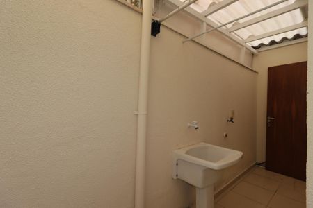 Área de Serviço de apartamento à venda com 2 quartos, 50m² em Jardim Ocara, Santo André