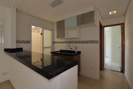 Cozinha de apartamento para alugar com 2 quartos, 50m² em Jardim Ocara, Santo André