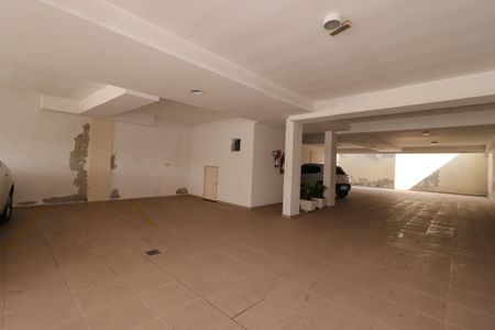 Garagem de apartamento à venda com 2 quartos, 50m² em Jardim Ocara, Santo André