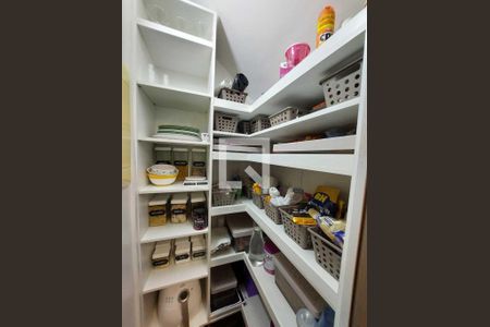 Apartamento à venda com 139m², 3 quartos e 2 vagasDespensa