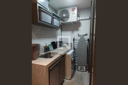 Apartamento à venda com 139m², 3 quartos e 2 vagasLavanderia