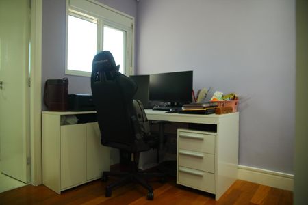 Apartamento à venda com 190m², 3 quartos e 3 vagasSuíte  2