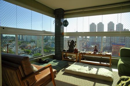 Apartamento à venda com 190m², 3 quartos e 3 vagasSala- Varanda 