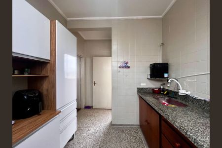 Apartamento à venda com 106m², 3 quartos e sem vaga Apartamento à venda com 106m², 3 quartos e sem vagaCozinha