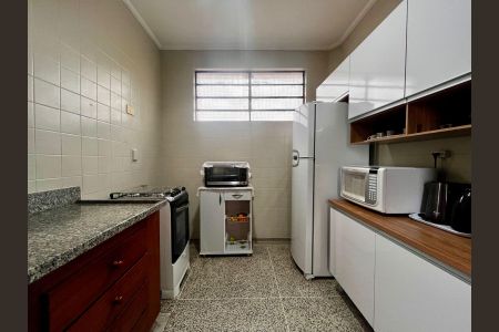 Apartamento à venda com 106m², 3 quartos e sem vaga Apartamento à venda com 106m², 3 quartos e sem vagaCozinha