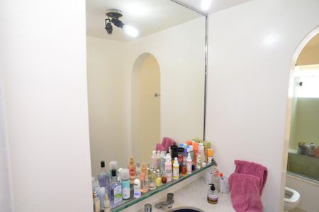 Apartamento para alugar com 350m², 3 quartos e 2 vagasBanheiro