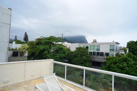 Apartamento para alugar com 350m², 3 quartos e 2 vagasVaranda