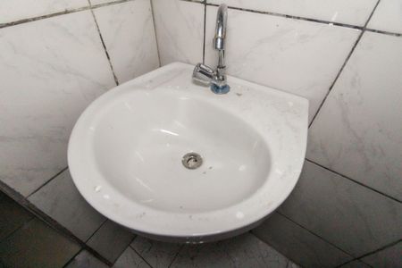 Casa para alugar com 20m², 1 quarto e sem vagaBanheiro Social