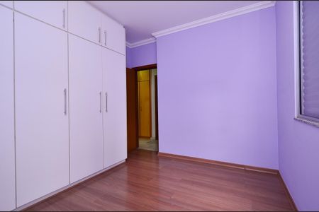 Apartamento à venda com 90m², 3 quartos e 1 vaga Apartamento à venda com 90m², 3 quartos e 1 vagaQuarto 2