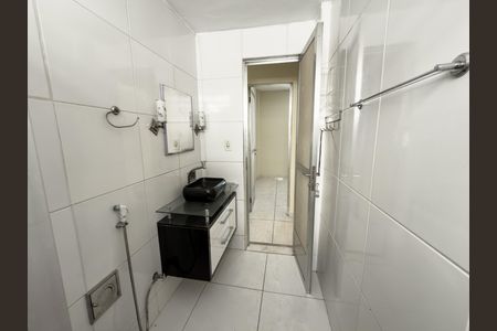 Apartamento à venda com 49m², 2 quartos e 1 vaga Apartamento à venda com 49m², 2 quartos e 1 vagaBanheiro