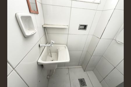 Apartamento à venda com 49m², 2 quartos e 1 vaga Apartamento à venda com 49m², 2 quartos e 1 vagaBanheiro