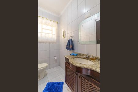 Casa à venda com 118m², 3 quartos e 2 vagasLavabo