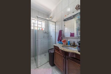 Casa à venda com 118m², 3 quartos e 2 vagasBanheiro Suíte 2