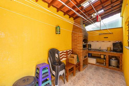 Casa à venda com 118m², 3 quartos e 2 vagasChurrasqueira