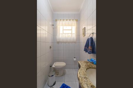 Casa à venda com 118m², 3 quartos e 2 vagasLavabo