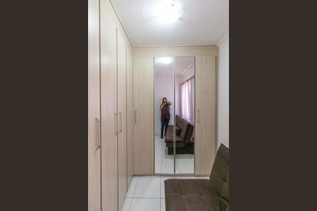 Casa à venda com 118m², 3 quartos e 2 vagasQuarto