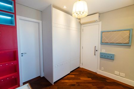 Apartamento para alugar com 243m², 3 quartos e 3 vagasSuite 3