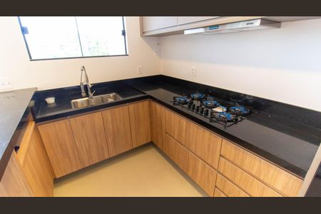 Casa de Condomínio à venda com 4 quartos, 390m² em Pendotiba, Niterói