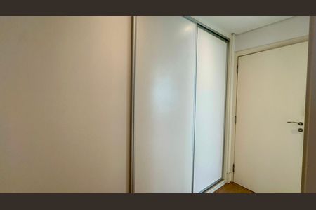 Apartamento à venda com 168m², 4 quartos e 1 vaga Apartamento à venda com 168m², 4 quartos e 1 vagaSuíte 2