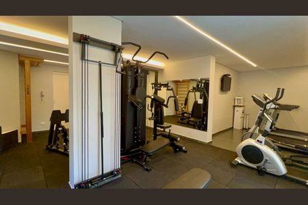 Apartamento à venda com 168m², 4 quartos e 1 vaga Apartamento à venda com 168m², 4 quartos e 1 vagaAcademia