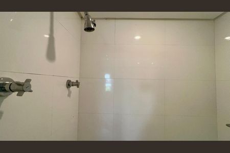 Apartamento à venda com 168m², 4 quartos e 1 vaga Apartamento à venda com 168m², 4 quartos e 1 vagaBanheiro da Suíte 1