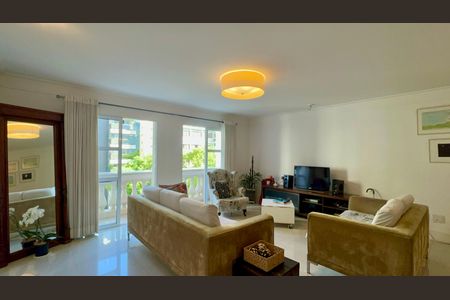 Apartamento à venda com 168m², 4 quartos e 1 vaga Apartamento à venda com 168m², 4 quartos e 1 vagaSala