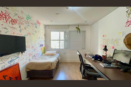 Apartamento à venda com 168m², 4 quartos e 1 vaga Apartamento à venda com 168m², 4 quartos e 1 vagaQuarto 1