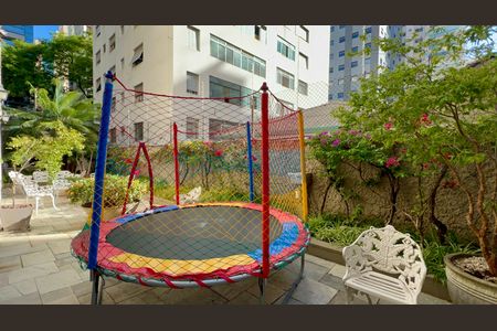 Apartamento à venda com 168m², 4 quartos e 1 vaga Apartamento à venda com 168m², 4 quartos e 1 vagaPlayground