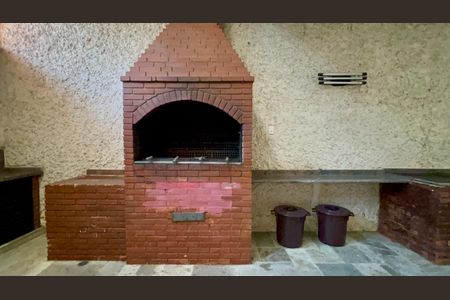 Apartamento à venda com 168m², 4 quartos e 1 vaga Apartamento à venda com 168m², 4 quartos e 1 vagaChurrasqueira