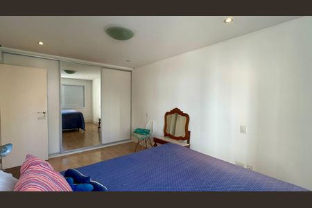 Apartamento à venda com 168m², 4 quartos e 1 vaga Apartamento à venda com 168m², 4 quartos e 1 vagaSuíte 2