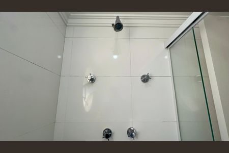 Apartamento à venda com 168m², 4 quartos e 1 vaga Apartamento à venda com 168m², 4 quartos e 1 vagaBanheiro