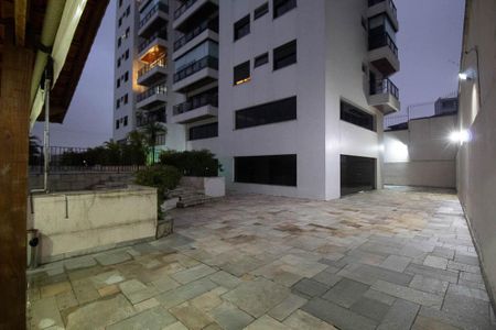 Apartamento à venda com 208m², 4 quartos e 2 vagasÁrea comum