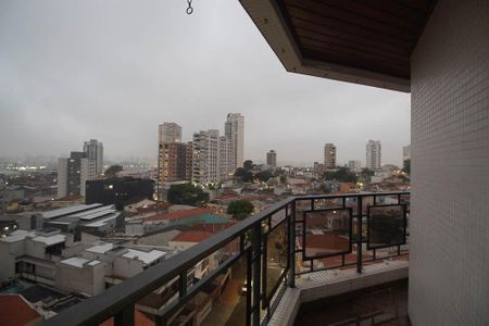 Apartamento à venda com 208m², 4 quartos e 2 vagasVaranda