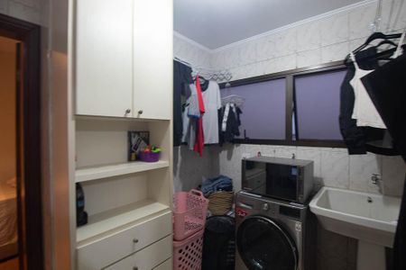 Apartamento à venda com 208m², 4 quartos e 2 vagasÁrea de Serviço