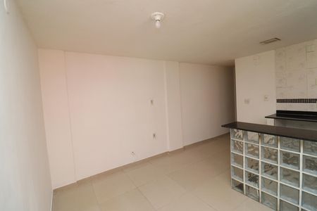Apartamento para alugar com 70m², 2 quartos e 1 vagaSala