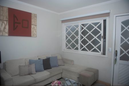 Casa de condomínio para alugar com 80m², 2 quartos e 1 vagaSala