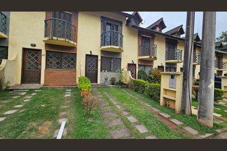 Casa de condomínio para alugar com 80m², 2 quartos e 1 vagaFachada