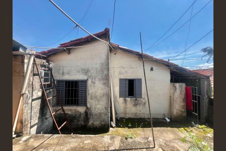 Casa à venda com 139m², 2 quartos e 1 vagaQuintal